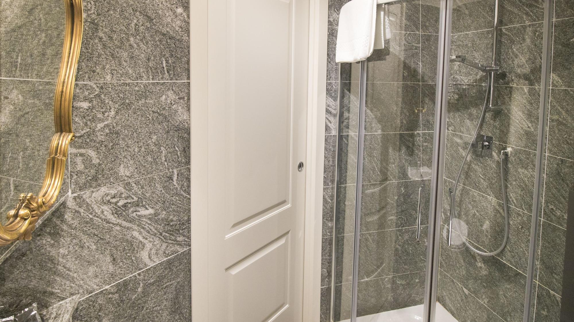 Aiello Rooms Милано Екстериор снимка
